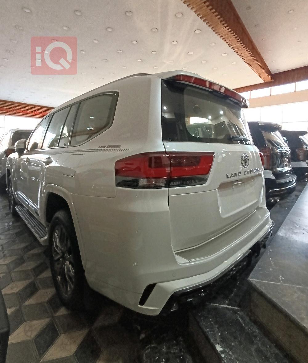 تويوتا لاندكروزر